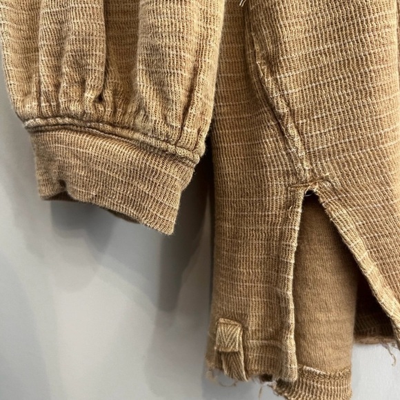 We The Free/Free People Soul Song Camel Oversized Long Sleeve Medium Top - Picture 8 of 11